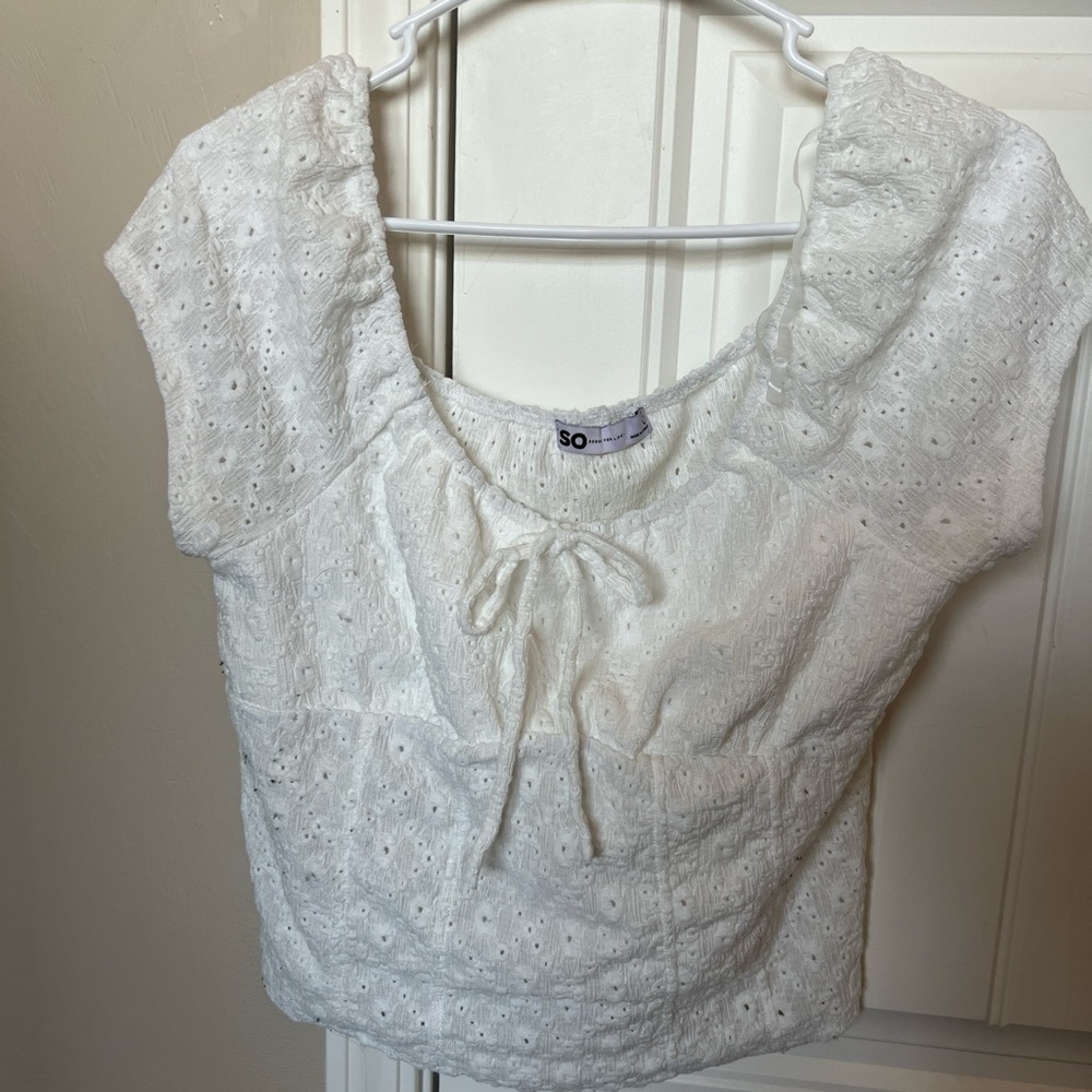 SO brand large womens white crop